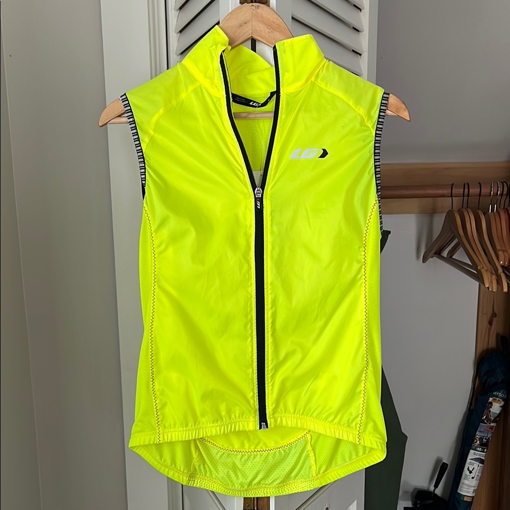 Women’s Neon Yellow Cycling Vest